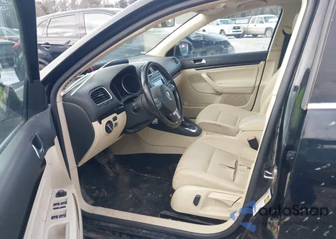 2010 Volkswagen Jetta Tdi из США, поврежденный, VIN 3VWTL7AJ5AM705151